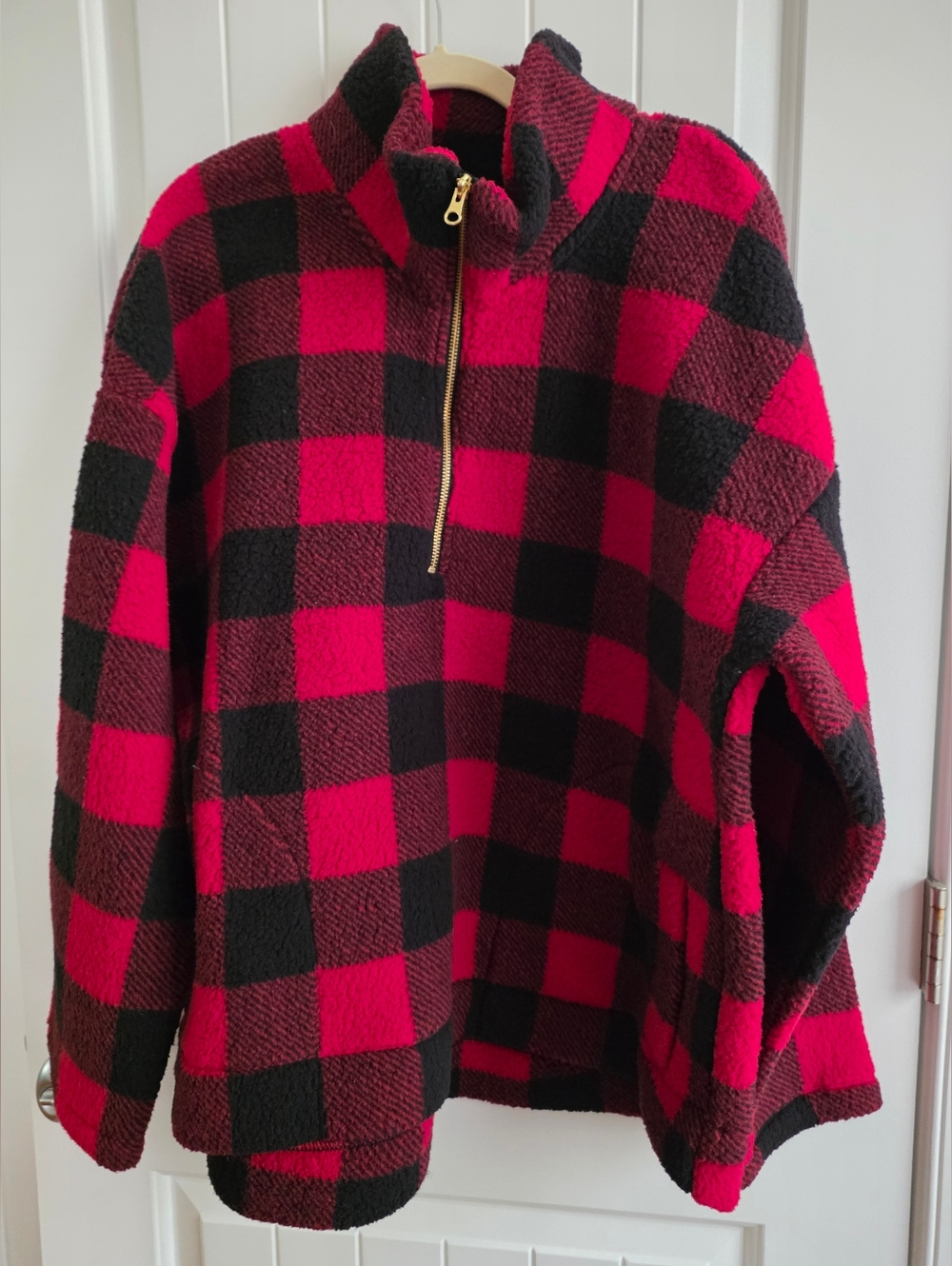 NWOT Old Navy Red and Black Buffalo Plaid Fleece Half-Zip Pullover Size XXL